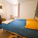 Appart 2ème étage centre ville CLERMONT-FD